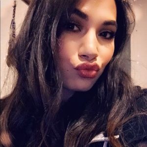 Meet your Posher, Hailey